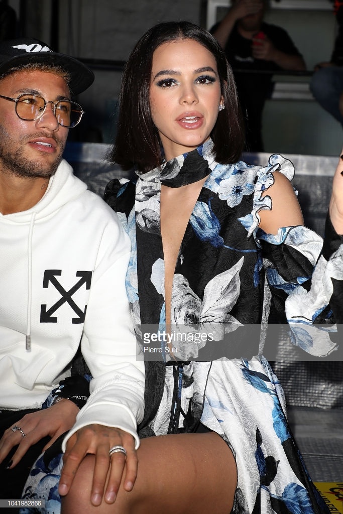 neymar va ban gai du paris fashion week anh 2