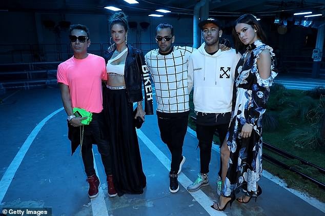 neymar va ban gai du paris fashion week anh 9