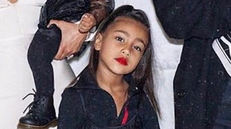 Con gai 5 tuoi cua Kim Kardashian va Kanye to son do, ngay cang xinh hinh anh