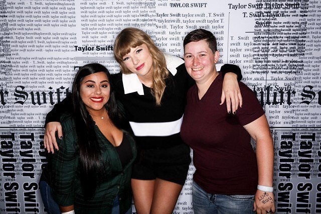 taylor swift tác hợp cặp đồng tính nữ ảnh 1 taylor swift tac hop cap dong tinh nu anh 1