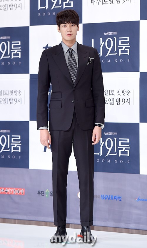 kim hee sun tre trung ben dan em anh 9