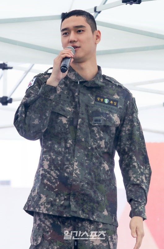 dae sung tae yang big bang tai hop trong quan ngu anh 9