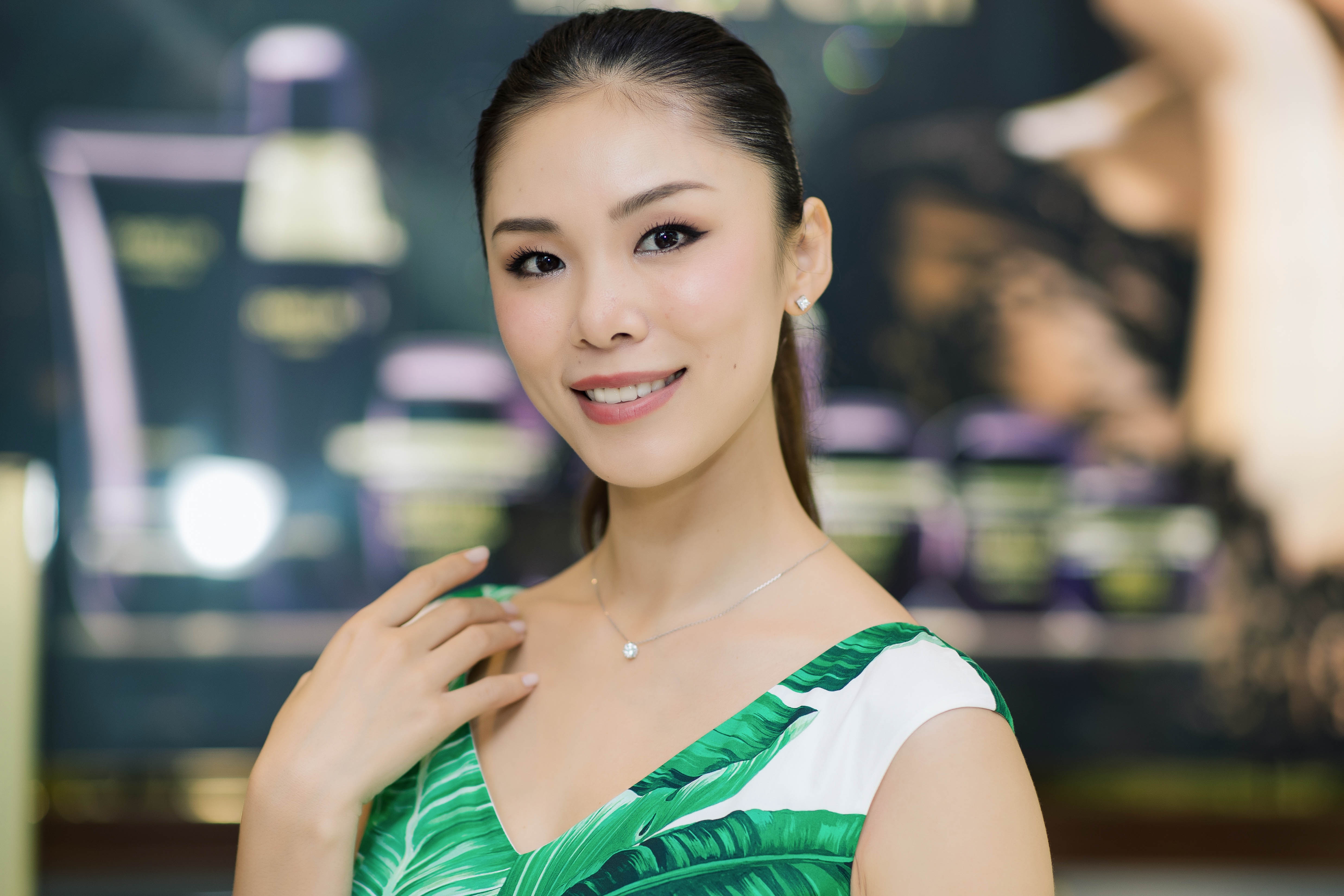 nhan sac hoa hau hoan vu riyo mori anh 1