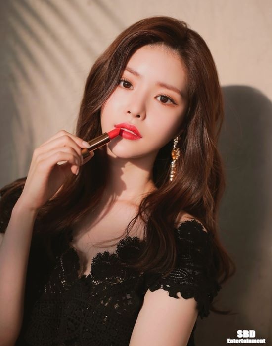 nhan sac ban gai tin don cua seungri anh 7