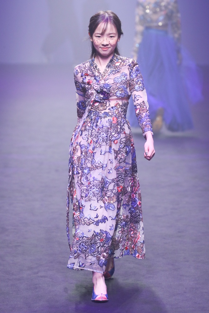 ao dai viet tai tuan le thoi trang seoul anh 8