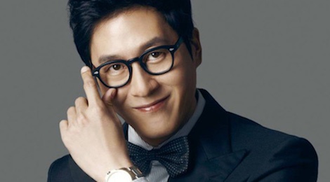 Nam dien vien duoc vinh danh tai le trao giai sau mot nam ngay mat hinh anh