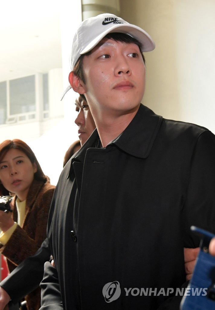 ban trai goo hara bi bat giu anh 6