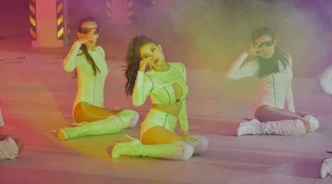 MV Don't Make Me Cry - Si Thanh hinh anh