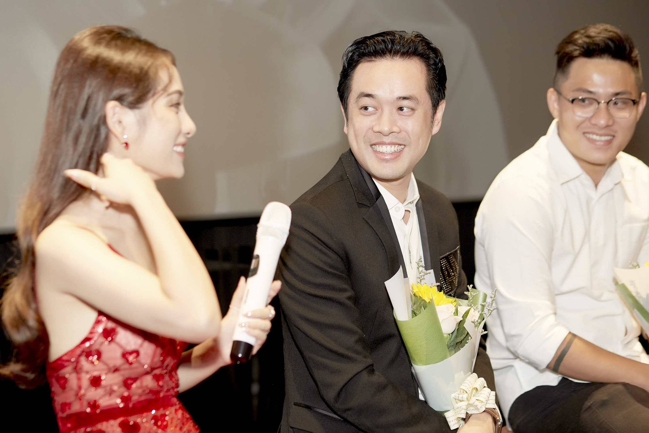 sara lưu dương khắc linh ảnh 5 sara luu duong khac linh anh 5