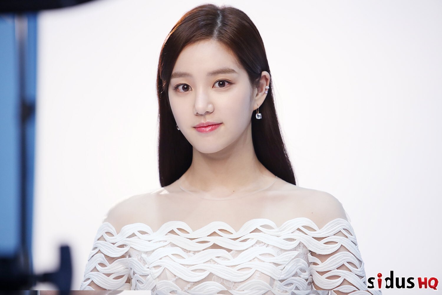 nhan sac con dien vien dae jang geum anh 5