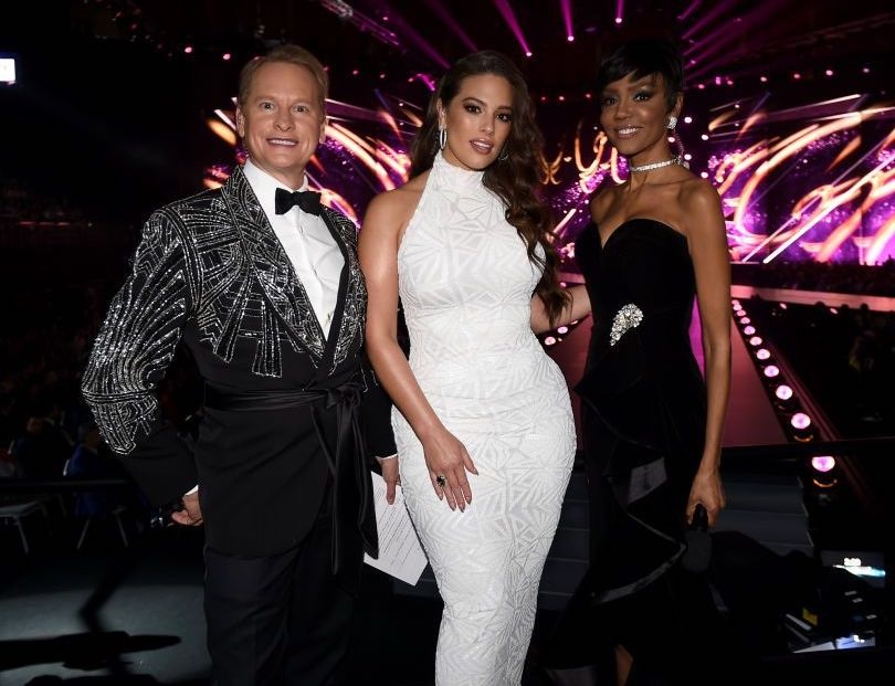 chuyên gia thời trang nhận xét về H'Hen Niê ảnh 1 chuyen gia thoi trang nhan xet ve H'Hen Nie anh 1