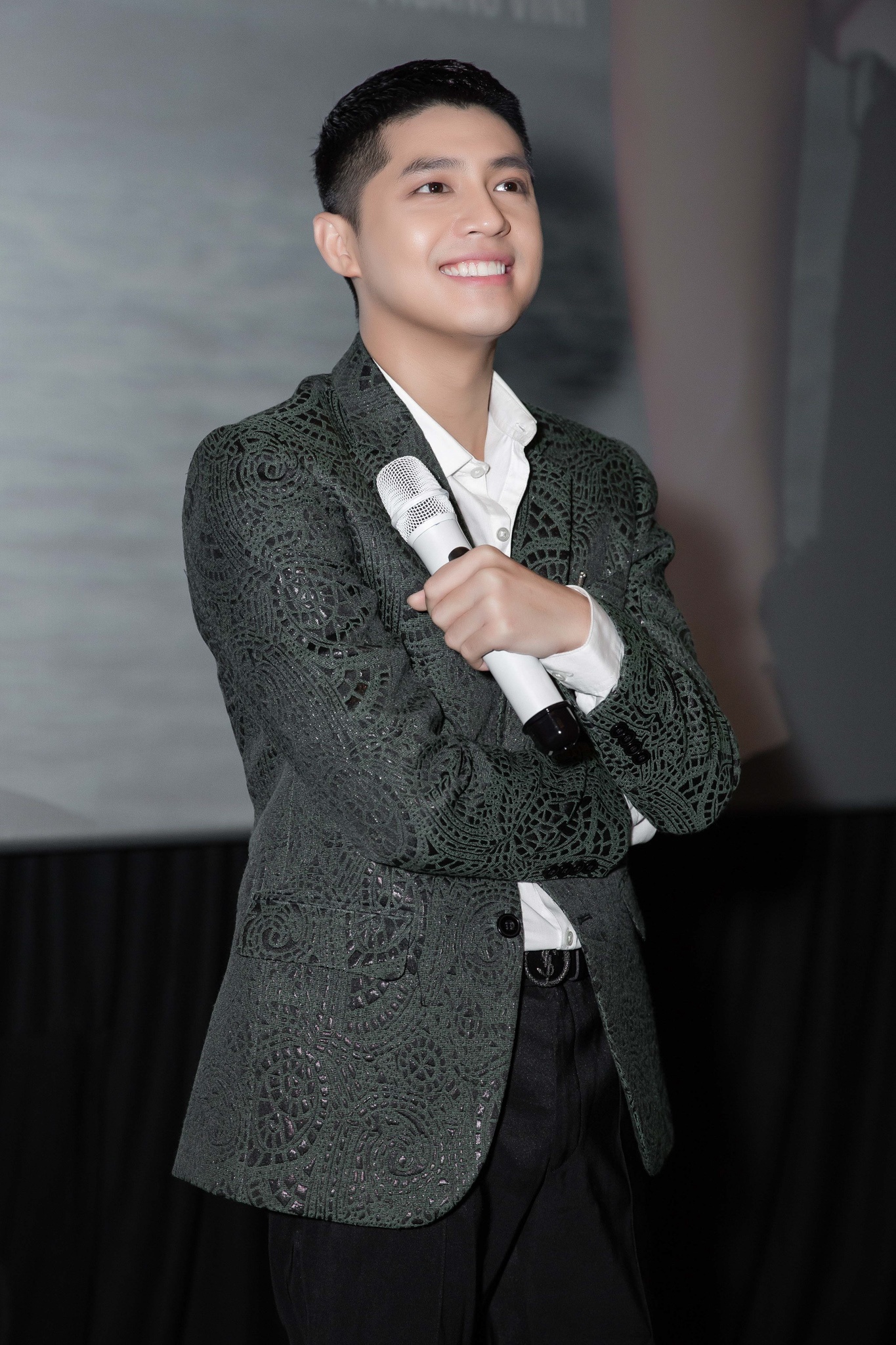 mv moi noo phuoc thinh anh 2