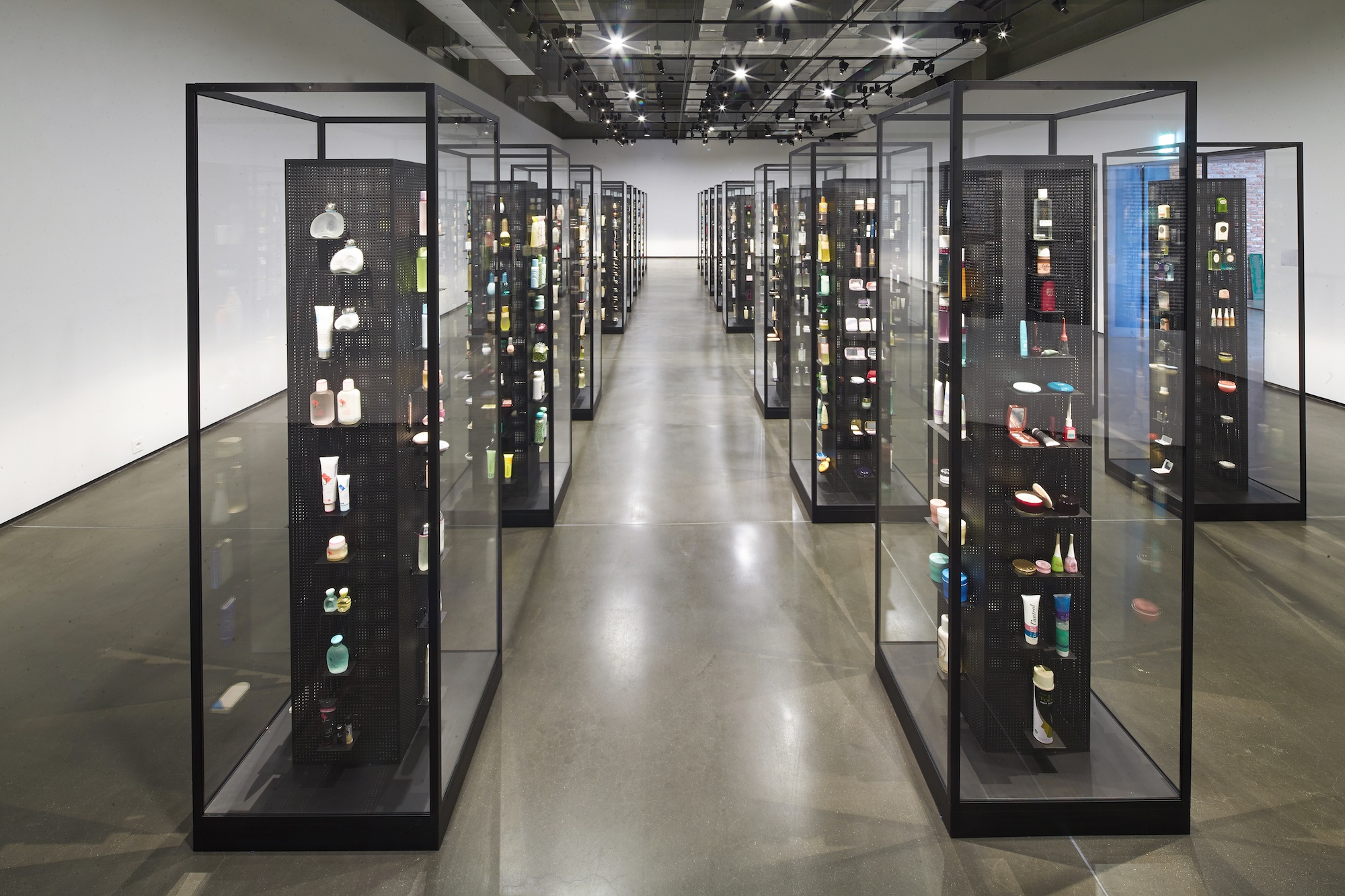 Amore Pacific anh 15