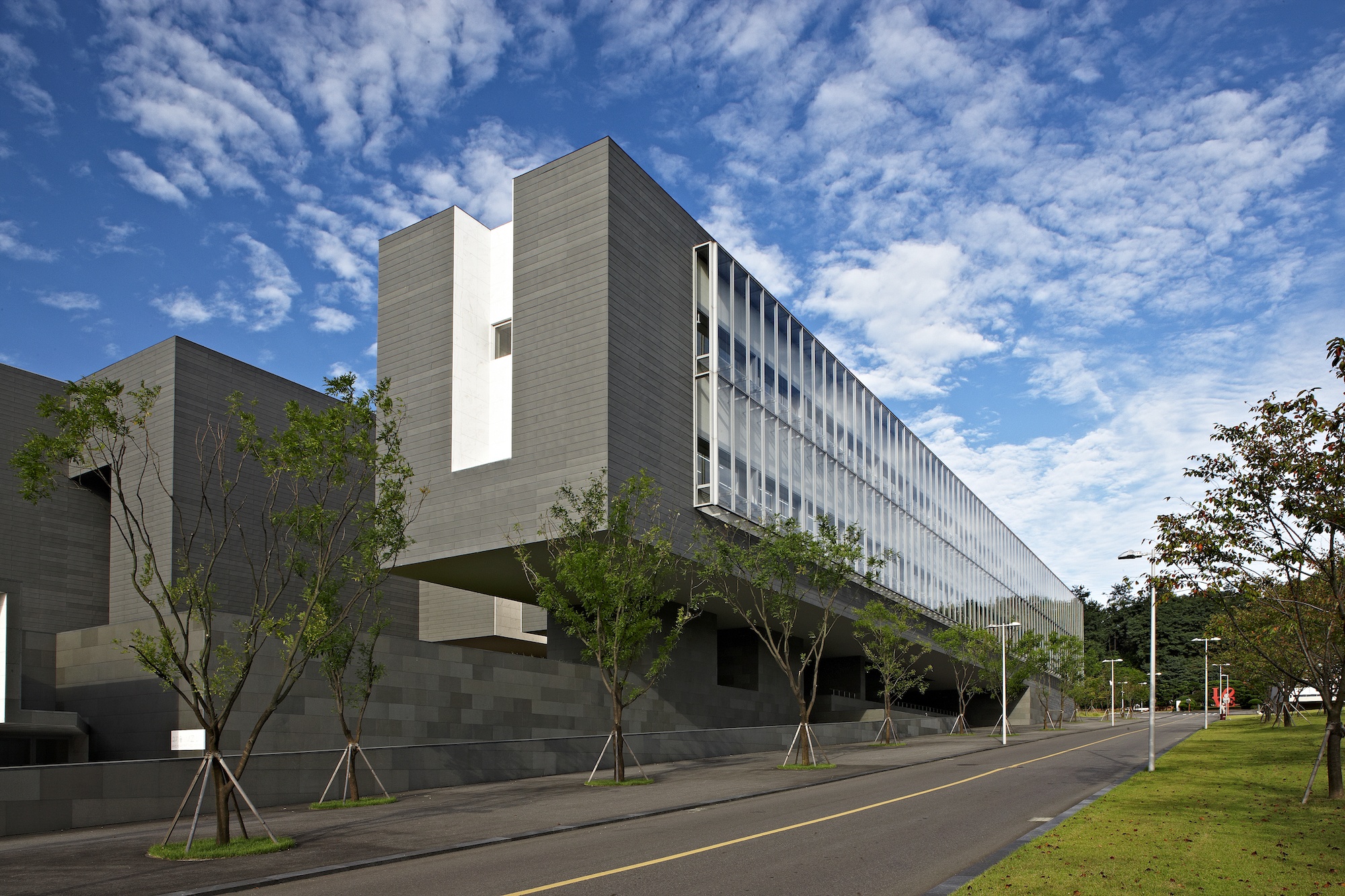 Vi sao Amorepacific vao top 10 thuong hieu lam dep dung dau the gioi? hinh anh