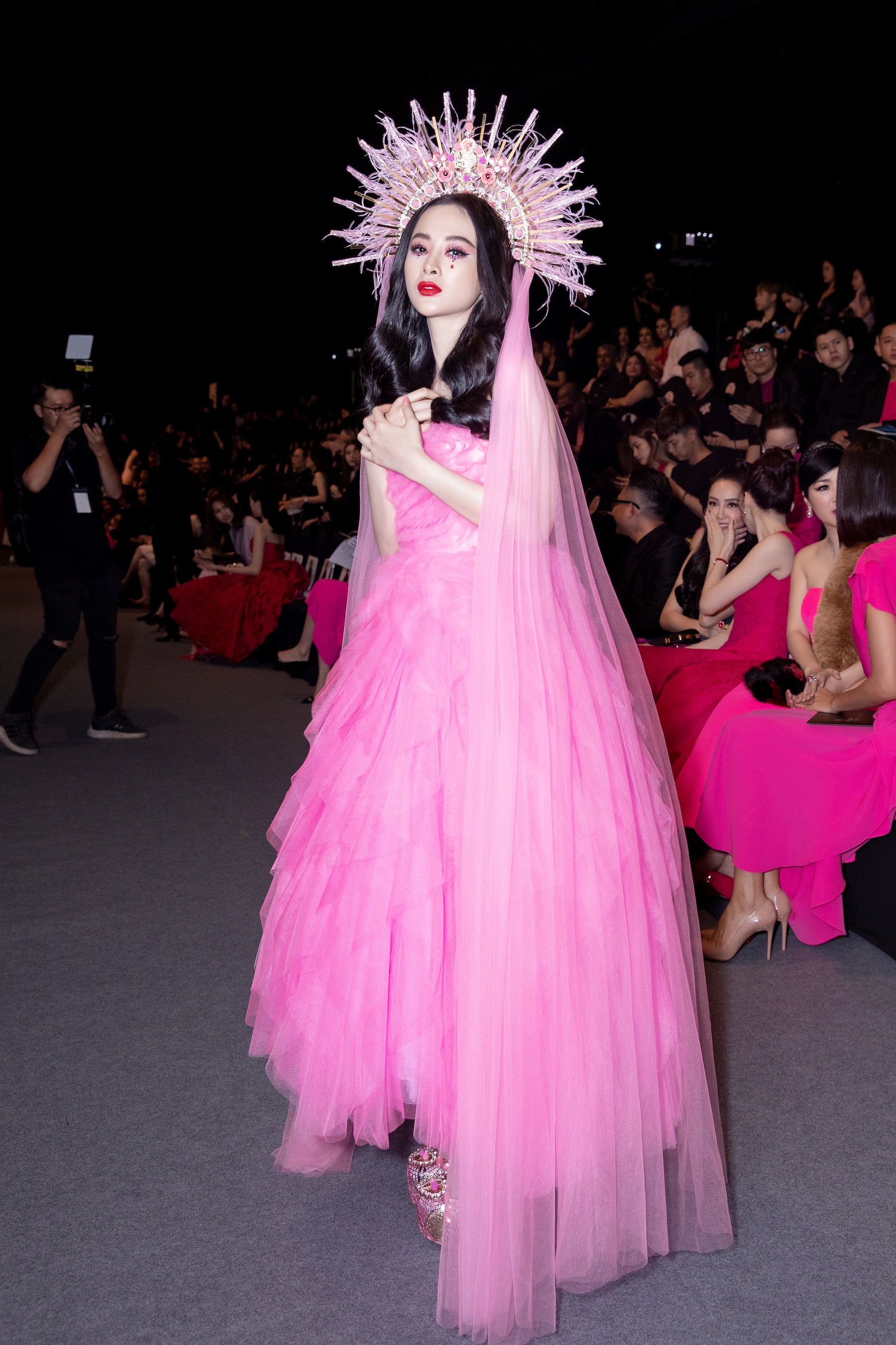 tham do show do manh cuong anh 2