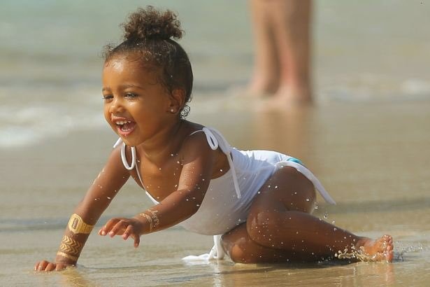 con gai kim kardashian anh 5