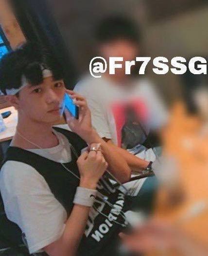 nhom nhac dan em BTS gay sot anh 9