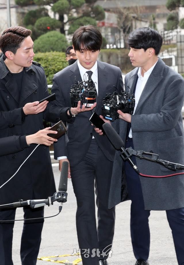 be boi tinh duc mai dam cua seungri anh 1