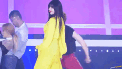 Vu dao nong bong lam nen biet danh 'Nu hoang goi cam' cua Hyuna hinh anh