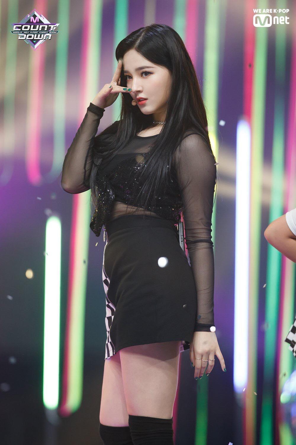 thien than lai nancy anh 6