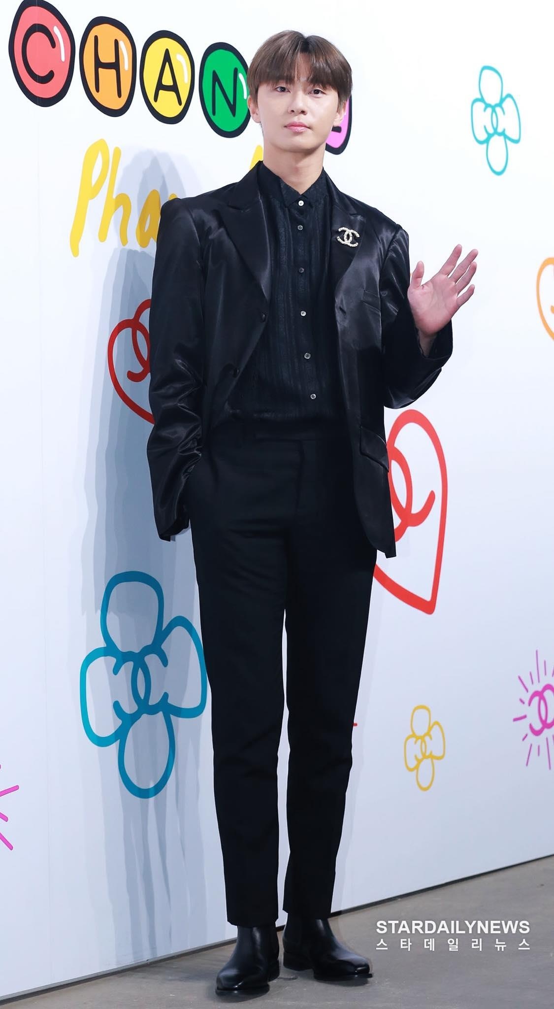 jennie mac xau trong su kien quy tu sao han anh 8