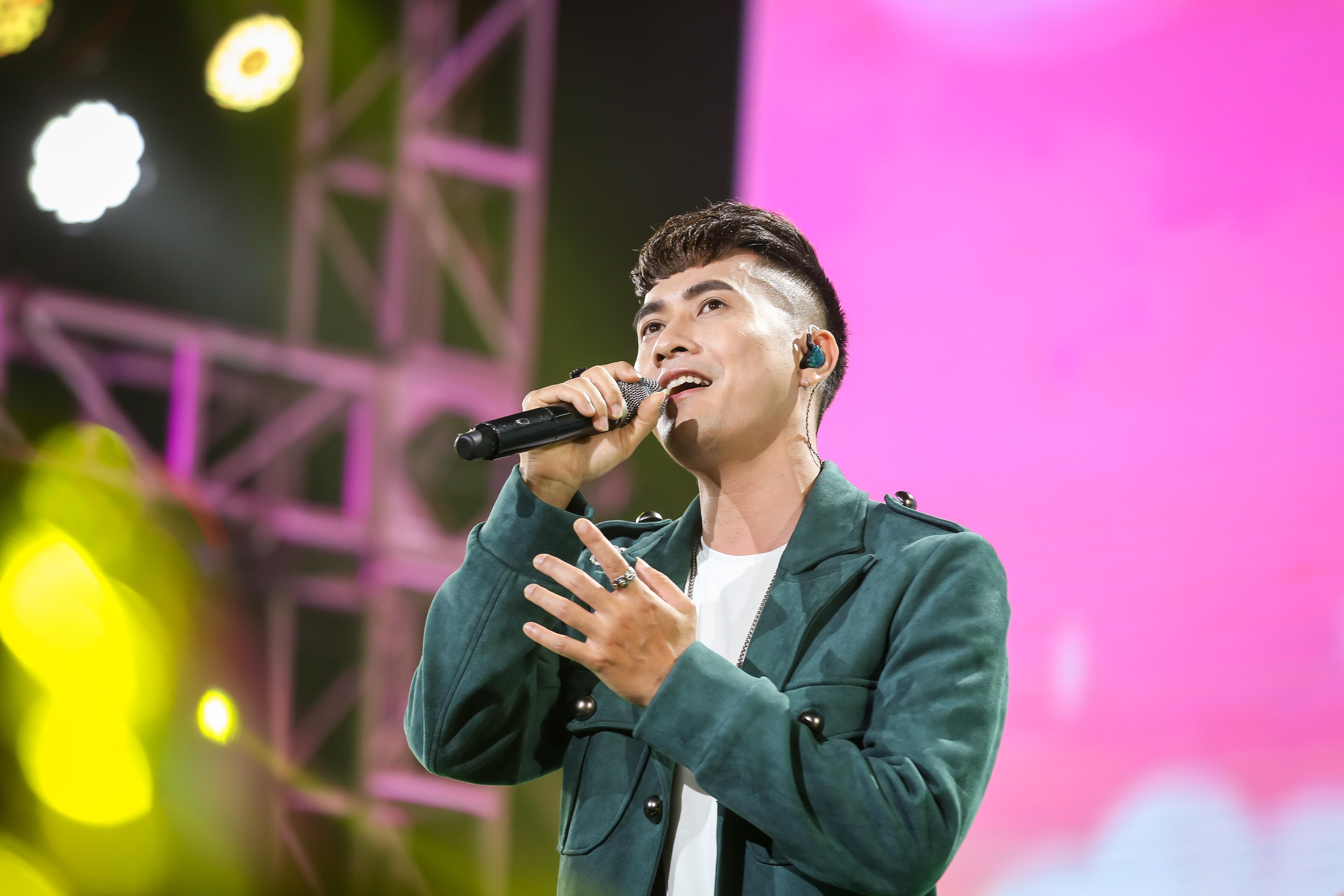 Supper Junior,  VLive anh 9