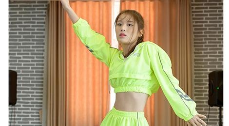 Jun Vu, Han Sara va nhung sao Viet so huu vong eo con kien hinh anh