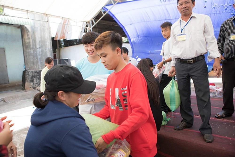 cuoc song hien tai cua ho van cuong anh 5