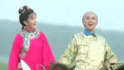 Xuc dong voi ban hung ca dang nho nhat 'Hoan Chau cach cach' hinh anh