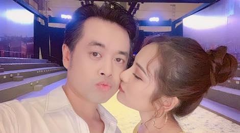 Duong Khac Linh va ban gai kem 13 tuoi thoai mai tinh tu tren MXH hinh anh