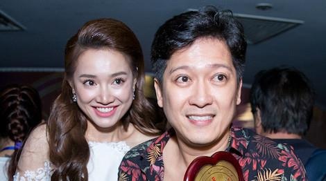 Nhung lan to tinh va cau hon tren song truyen hinh cua sao Viet hinh anh