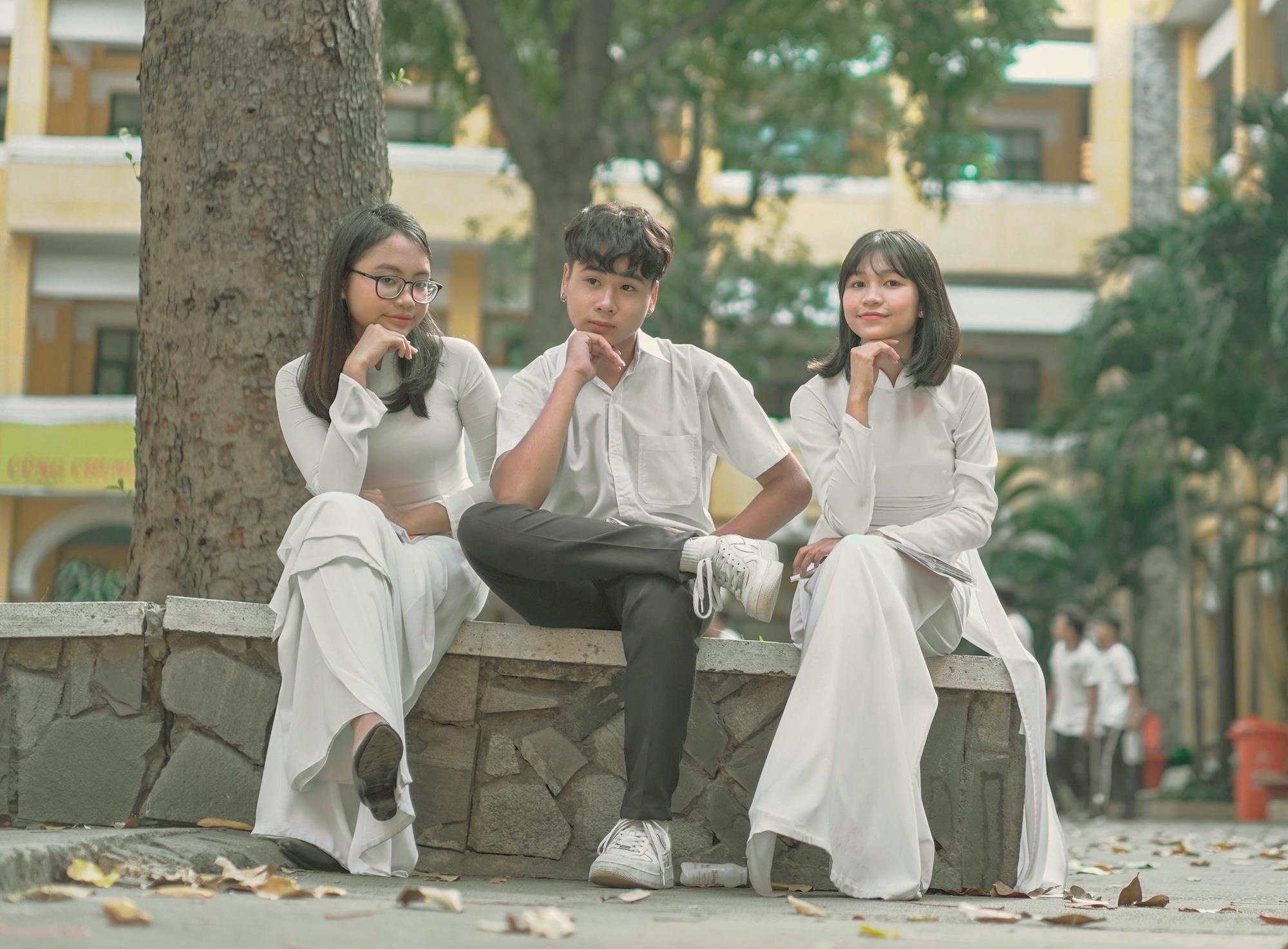 phuong my chi hat ve tuoi hoc tro anh 2