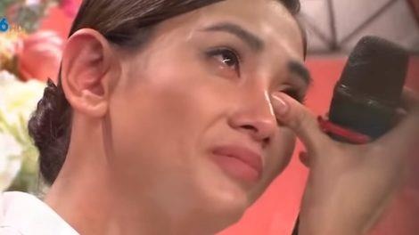 Vo Hoang Yen khoc thu nhan la nguoi thu 3, tung yeu dan ong co vo hinh anh