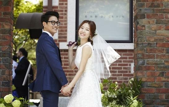 vo chong dien vien han phuot sapa bang xe may anh 2