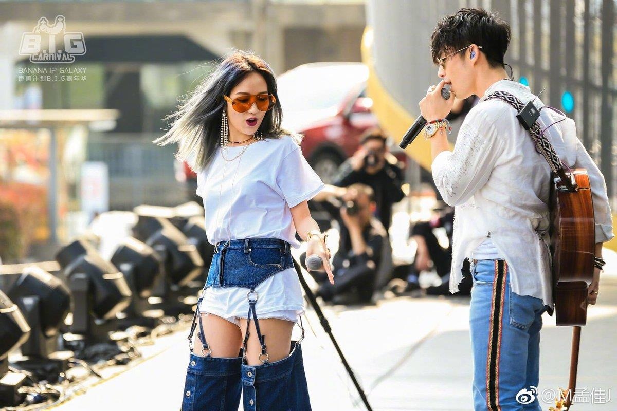 nhan sac cuu than tuong kpop yeu con trai ty phu anh 10