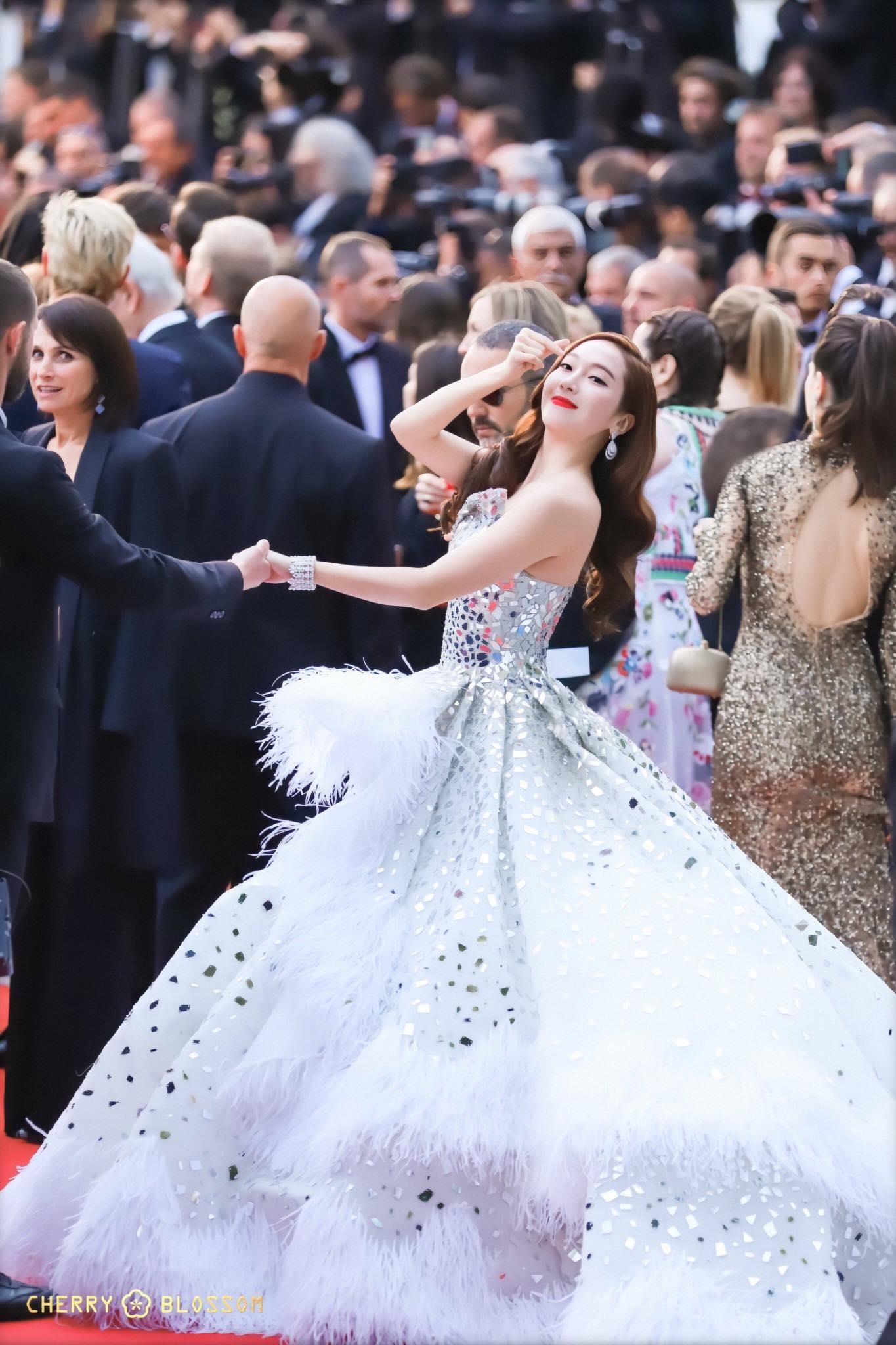 jessica jung tren tham do cannes anh 5