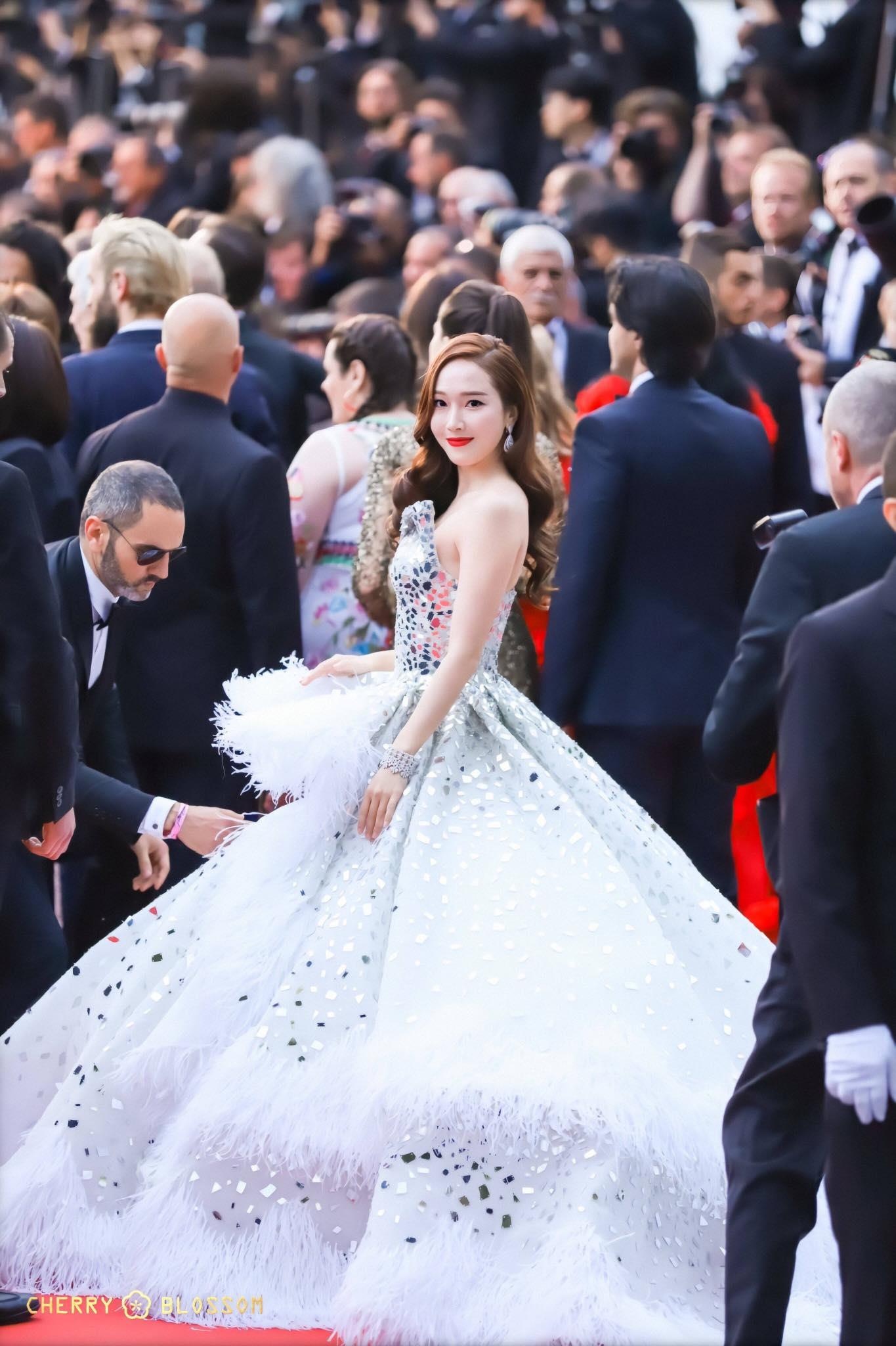 jessica jung tren tham do cannes anh 4