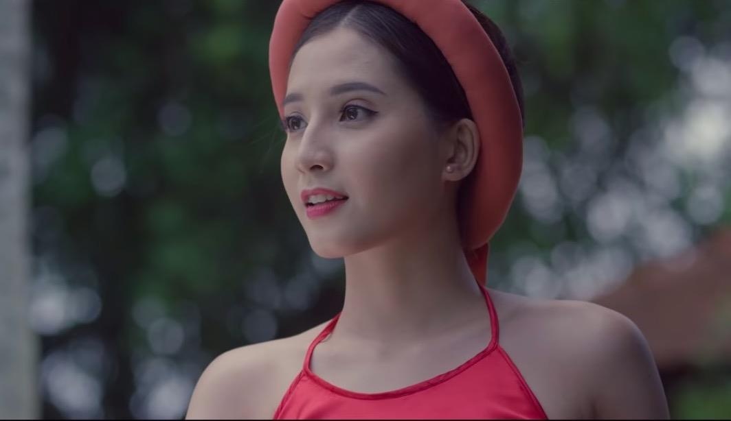 nu chinh xinh dep goi cam trong mv to tinh anh 1