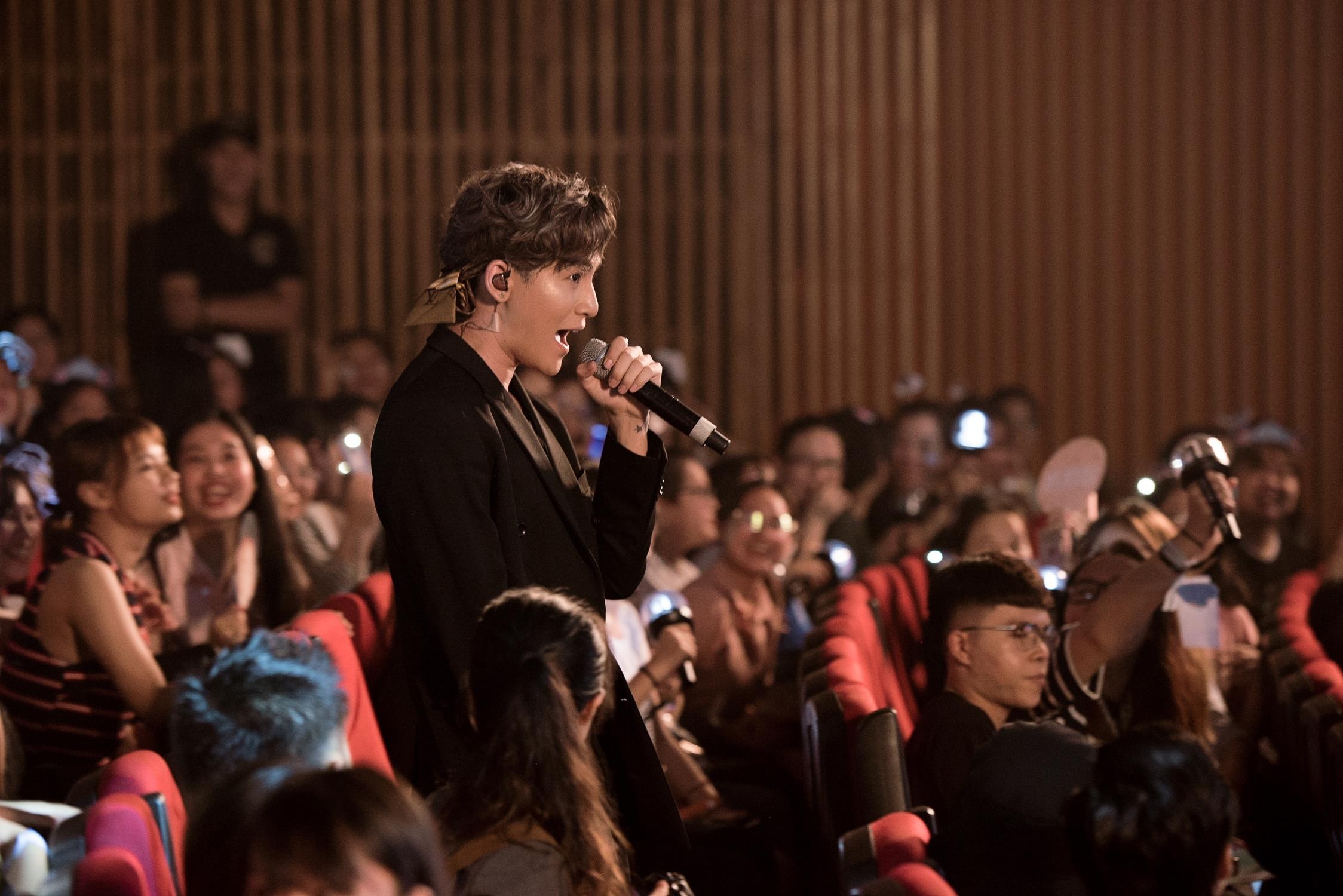 V Heartbeat Live anh 4