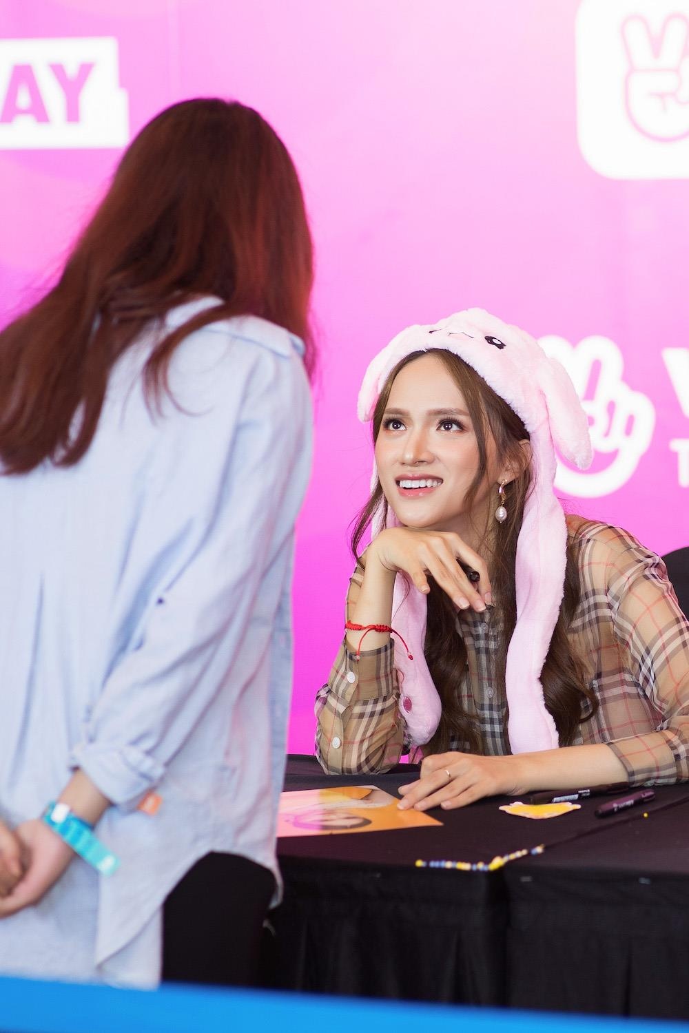 V Heartbeat Live anh 5