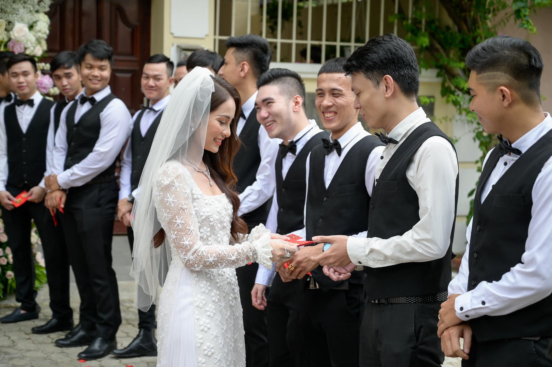 dam cuoi duong khac linh sara luu anh 2