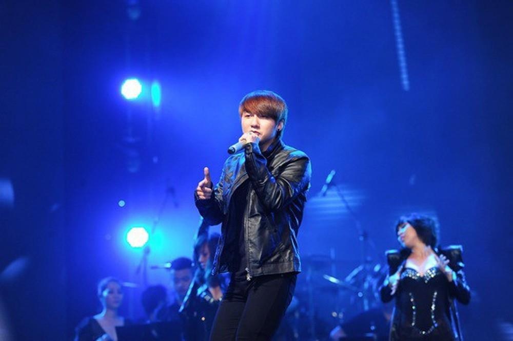 cot moc Son Tung M-TP anh 2