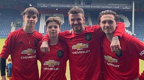 O tuoi 44, Beckham tre trung nhu anh ca cua ba con trai hinh anh