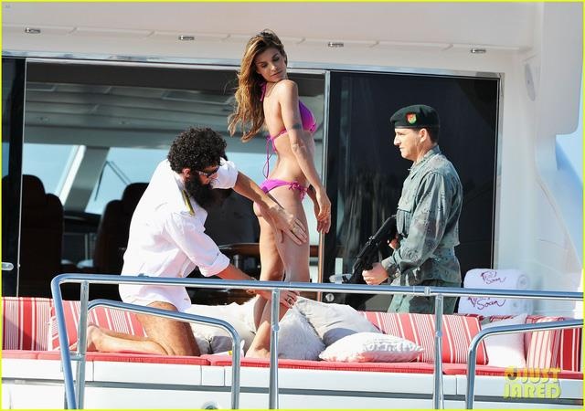 Tiec tung o Cannes: Xa hoa,  truy lac va mai dam anh 4