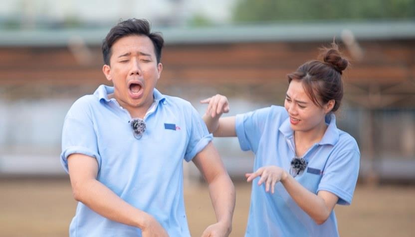 Running Man - Ninh Duong Lan Ngoc lat tay tro chia re cua Tran Thanh hinh anh