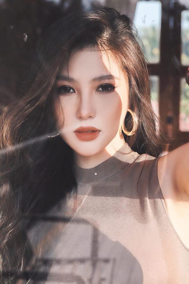 hương tràm bị gọi là hết thời ảnh 1 huong tram bi goi la het thoi anh 1