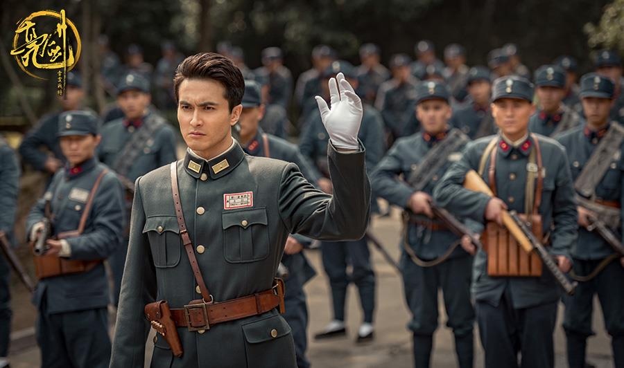 my nam cao 1, 9 m tu shipper thanh tai tu dien anh anh 8