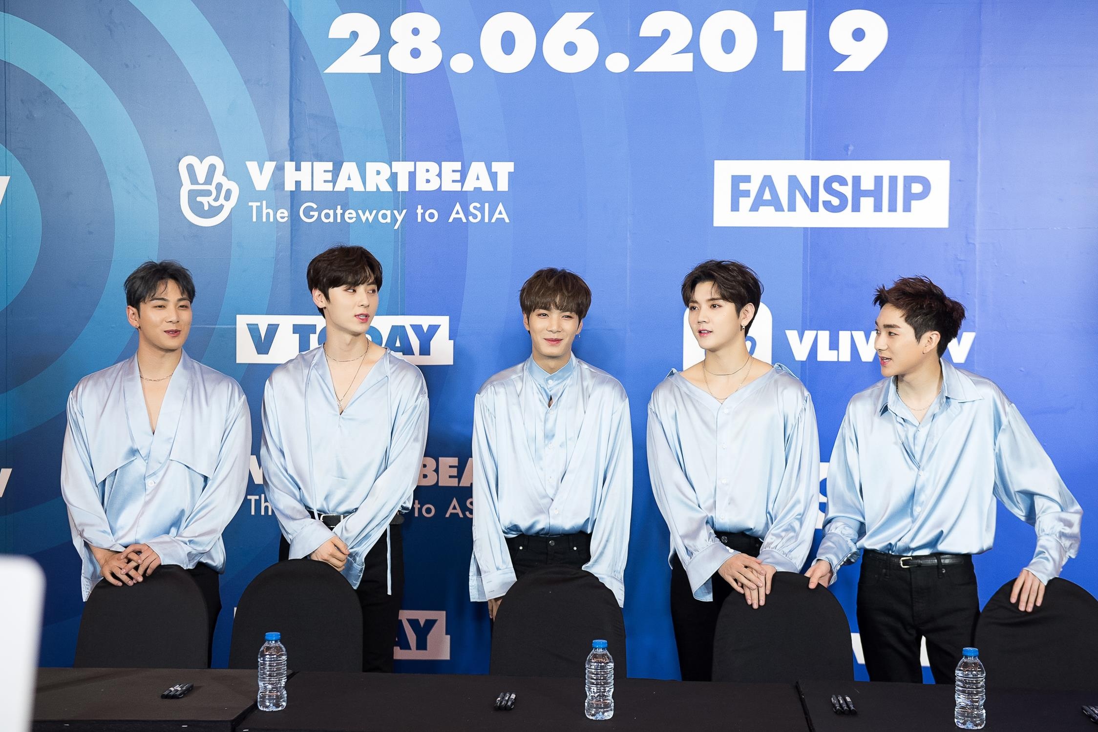 V Heartbeat, V Live ảnh 1 V Heartbeat, V Live anh 1