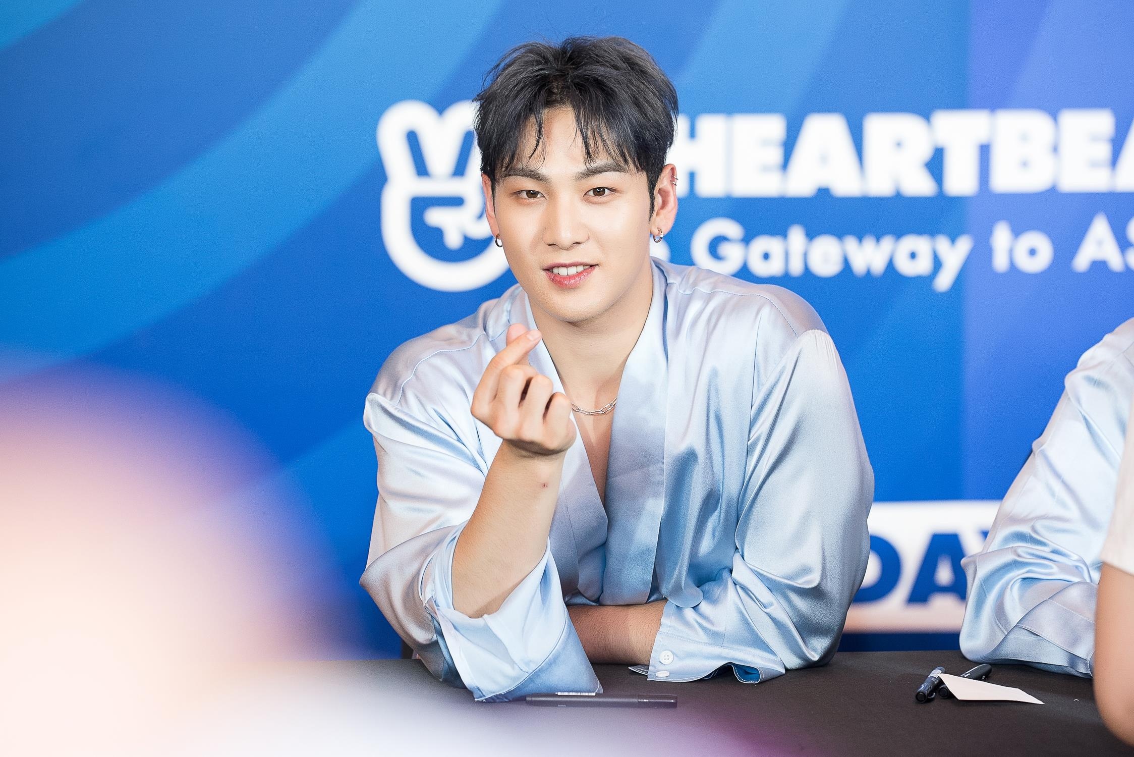 V Heartbeat, V Live ảnh 3 V Heartbeat, V Live anh 3