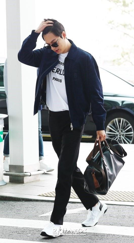 lee min ho tang can xuong sac o san bay anh 6